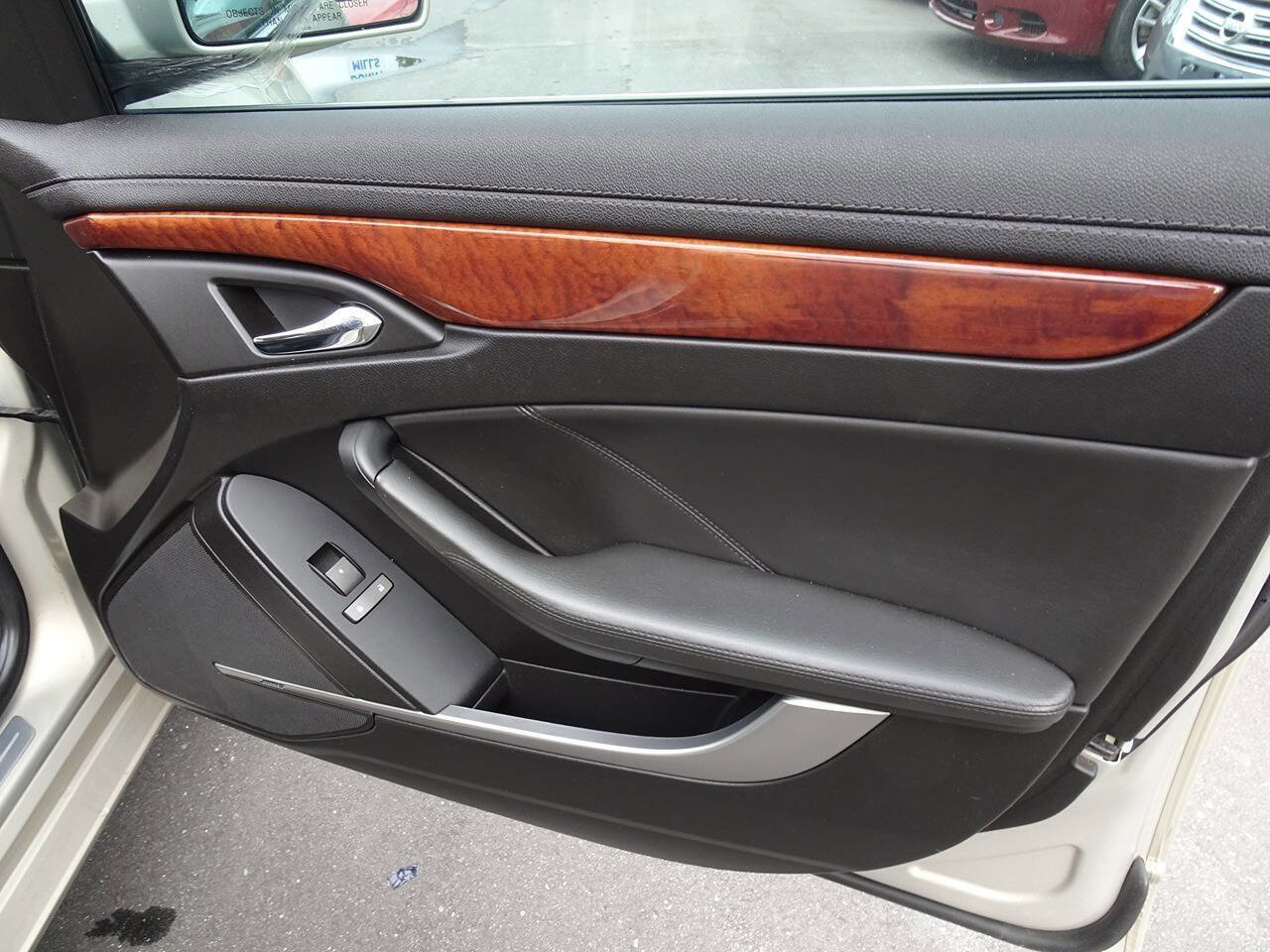 Used 2008 Cadillac CTS 3.6 w/ Wood Trim Package image 15