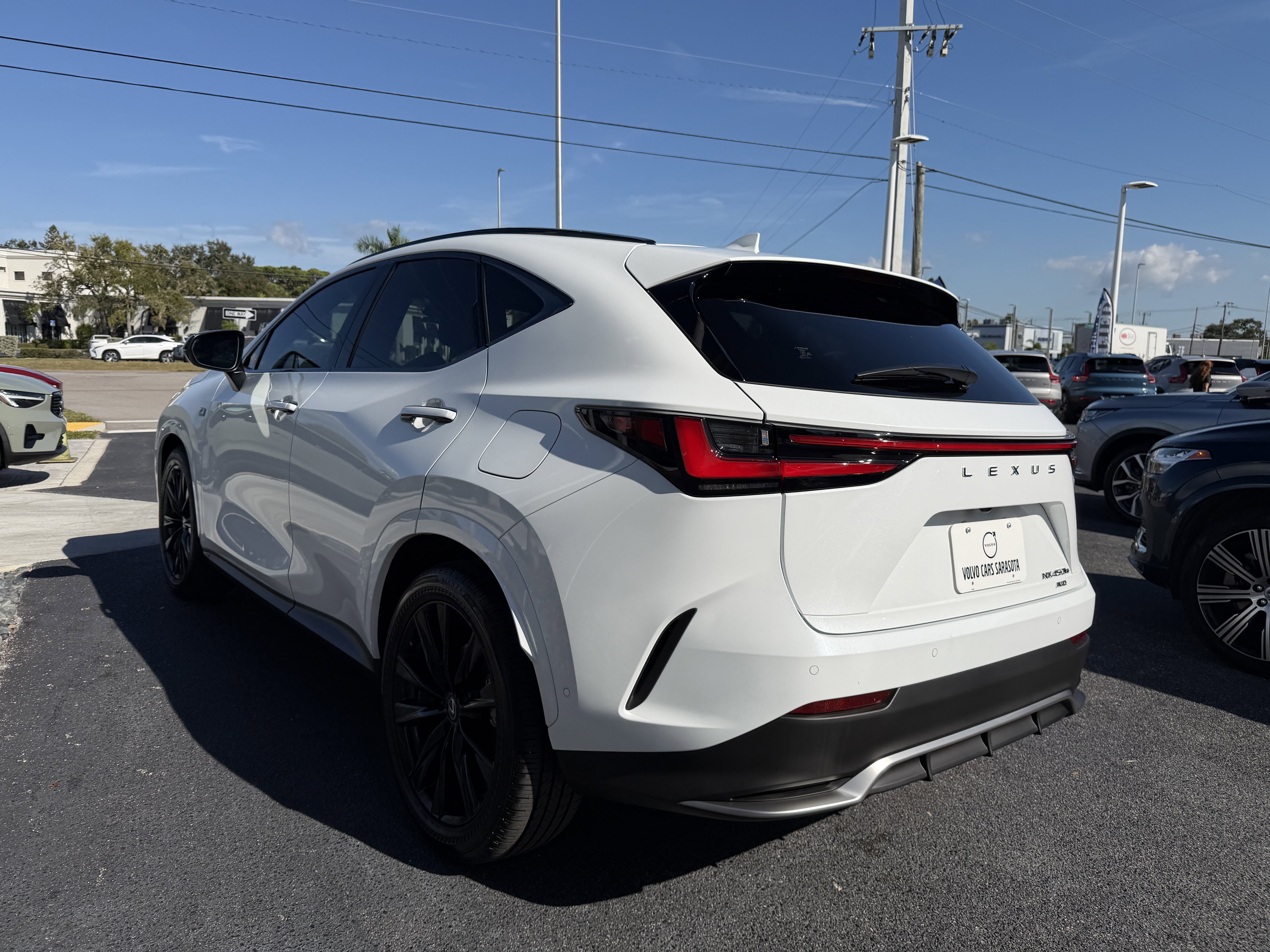 Used 2025 Lexus NX 450h+ F Sport image 4