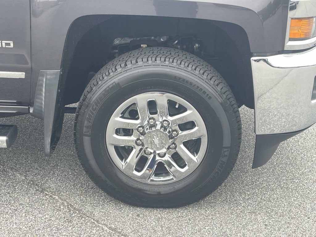 Used 2015 Chevrolet Silverado 2500 LTZ w/ LTZ Plus Package AWD/4WD image 10