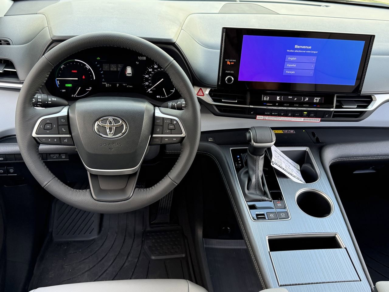 New 2026 Toyota Sienna XLE image 13