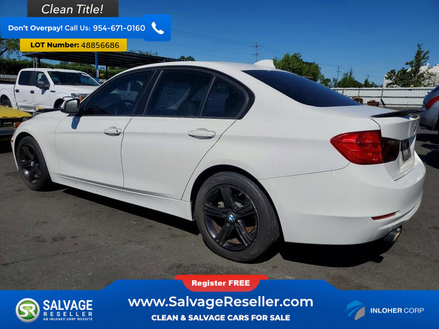 Used 2013 BMW 328i Sedan RWD image 3