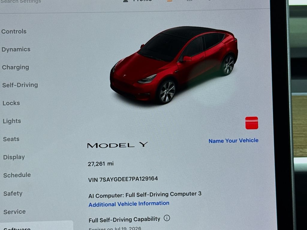 Used 2023 Tesla Model Y Long Range AWD/4WD image 17