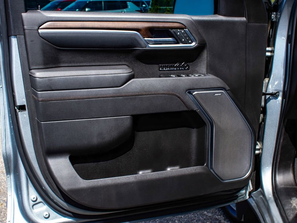 Used 2025 Chevrolet Silverado 1500 High Country image 8
