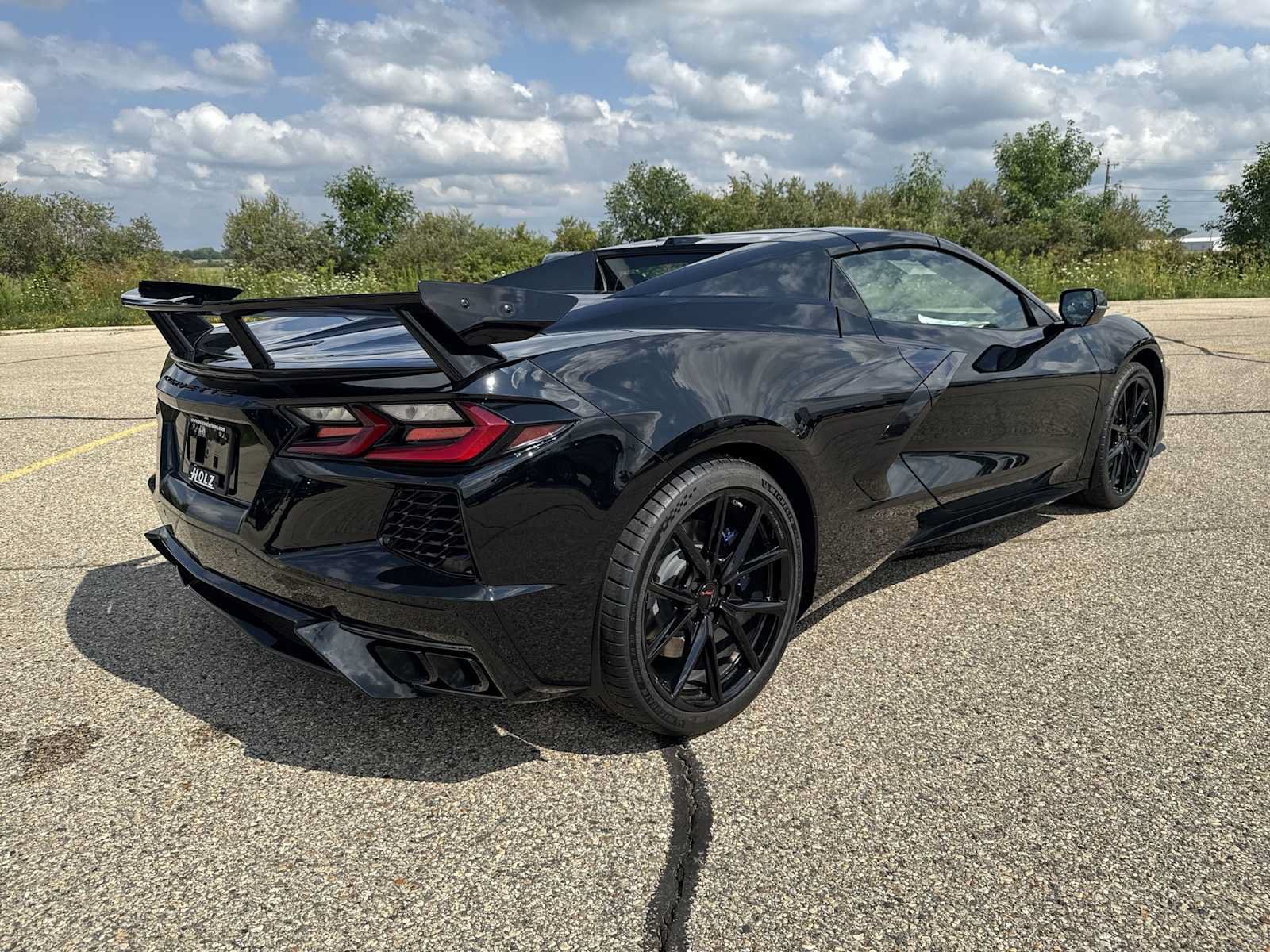 New 2027 Chevrolet Corvette Stingray Convertible w/ Z51 Performance Package RWD image 7