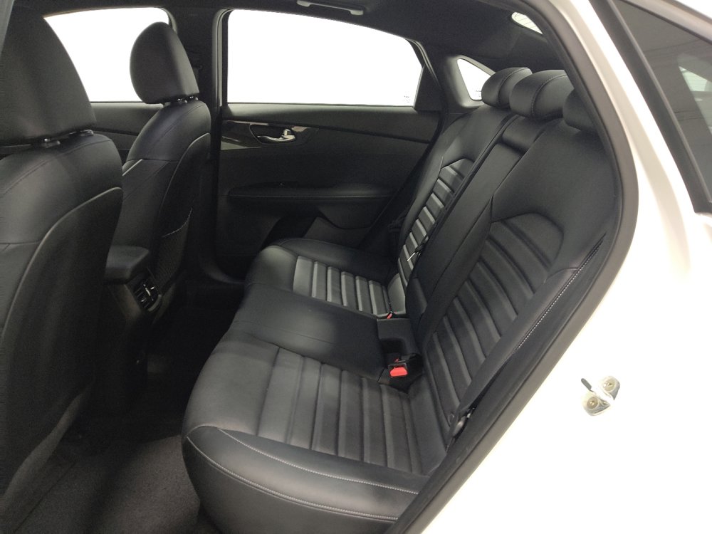 Used 2023 Kia Forte GT-Line w/ GT-Line Premium Package image 18