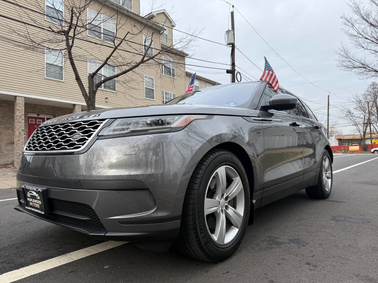 Used 2018 Land Rover Range Rover Velar S AWD/4WD image 26