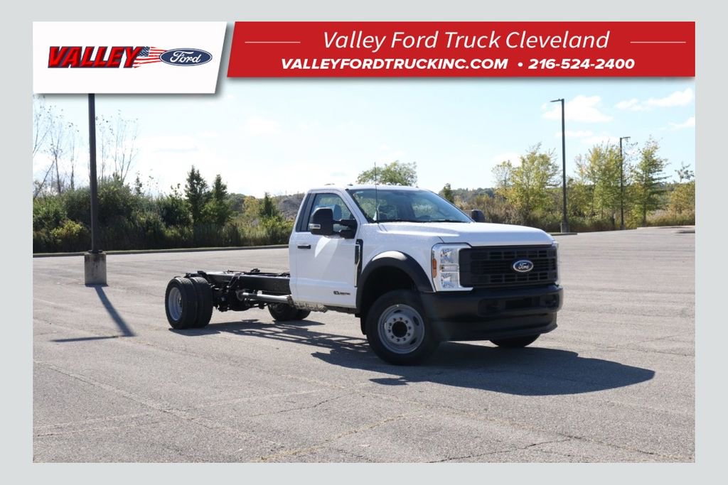 New 2026 Ford F550 2WD Regular Cab Super Duty image 1
