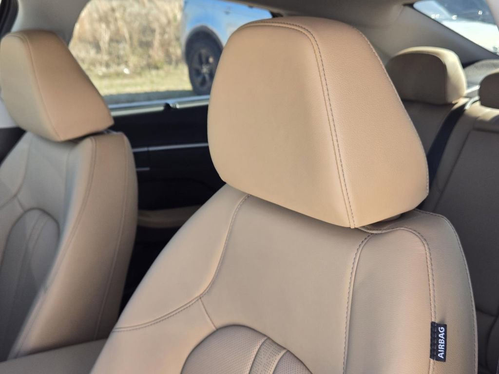 New 2026 Hyundai Sonata Limited image 15