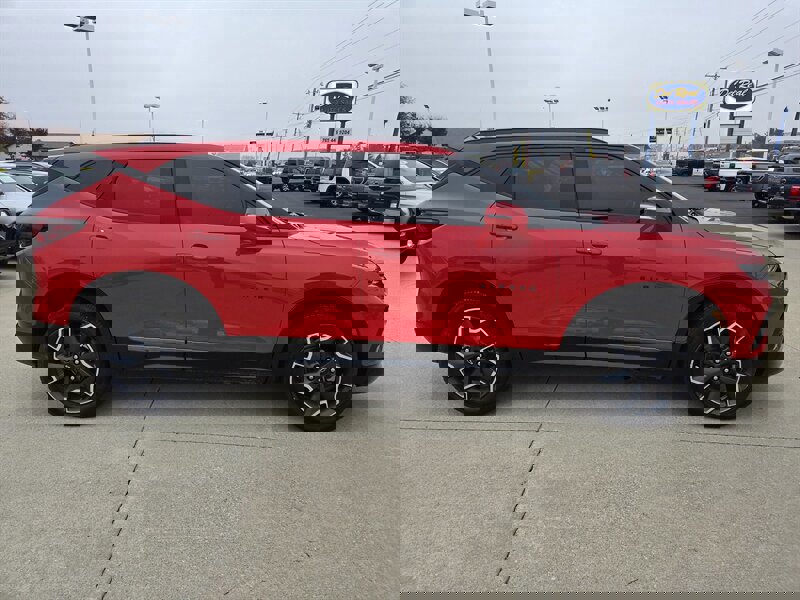 Used 2020 Chevrolet Blazer RS image 2