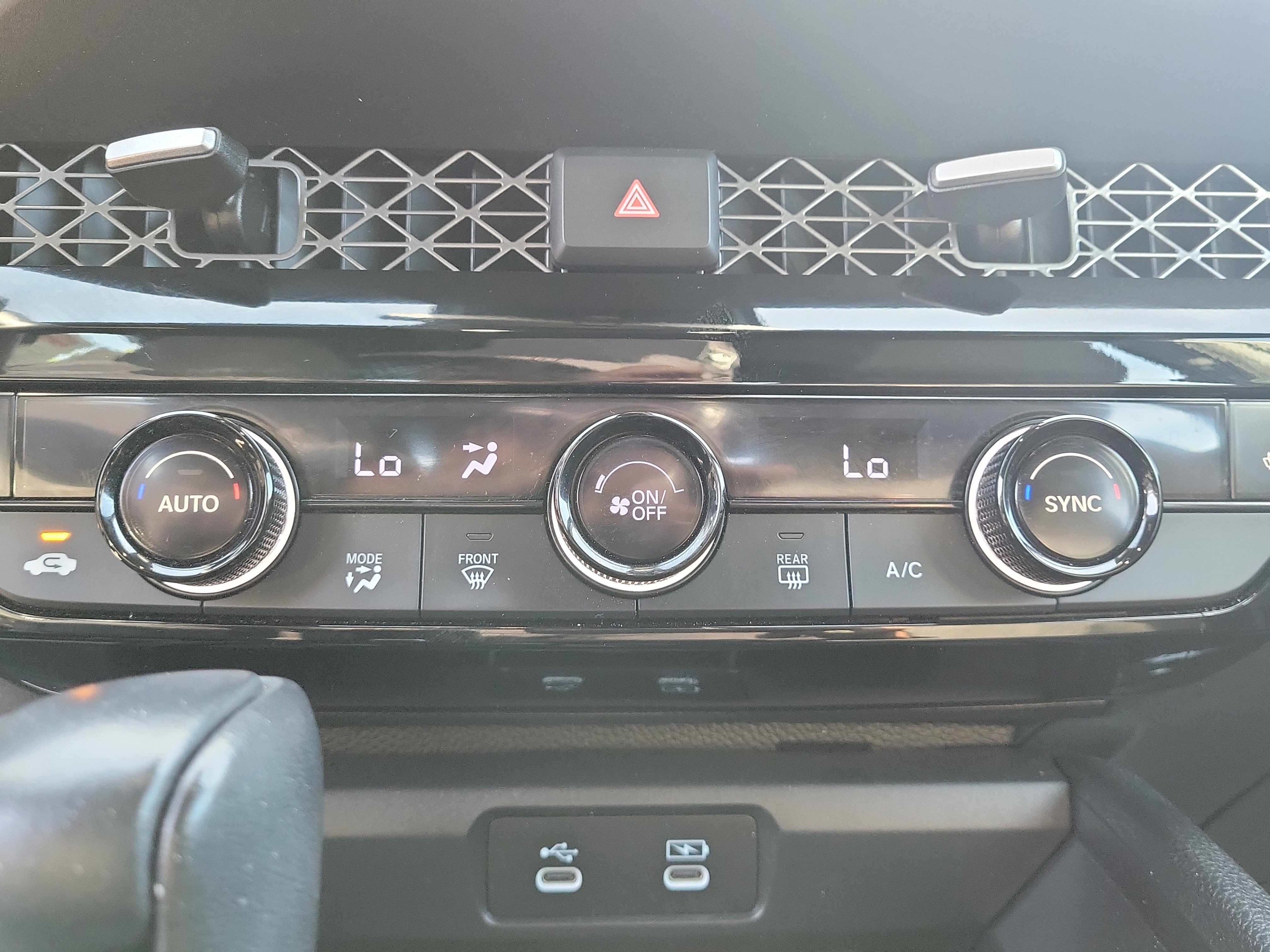 Used 2025 Honda Accord Sport image 35