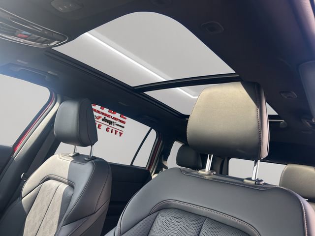 New 2026 Jeep Cherokee Overland image 37