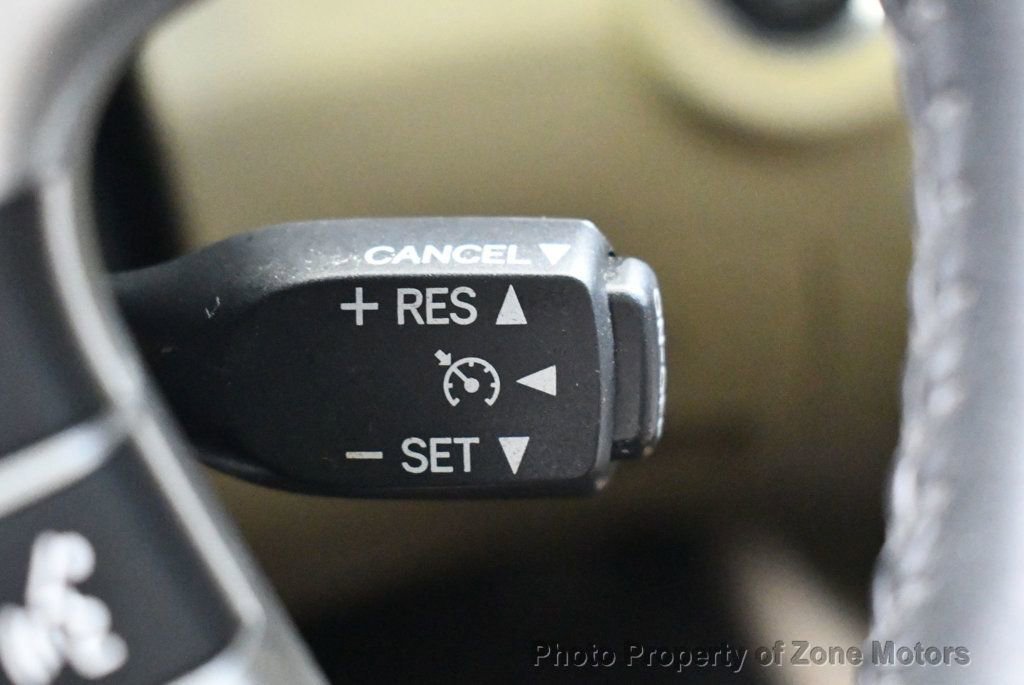 Used 2012 Toyota Highlander Limited w/ Tow Pkg image 39