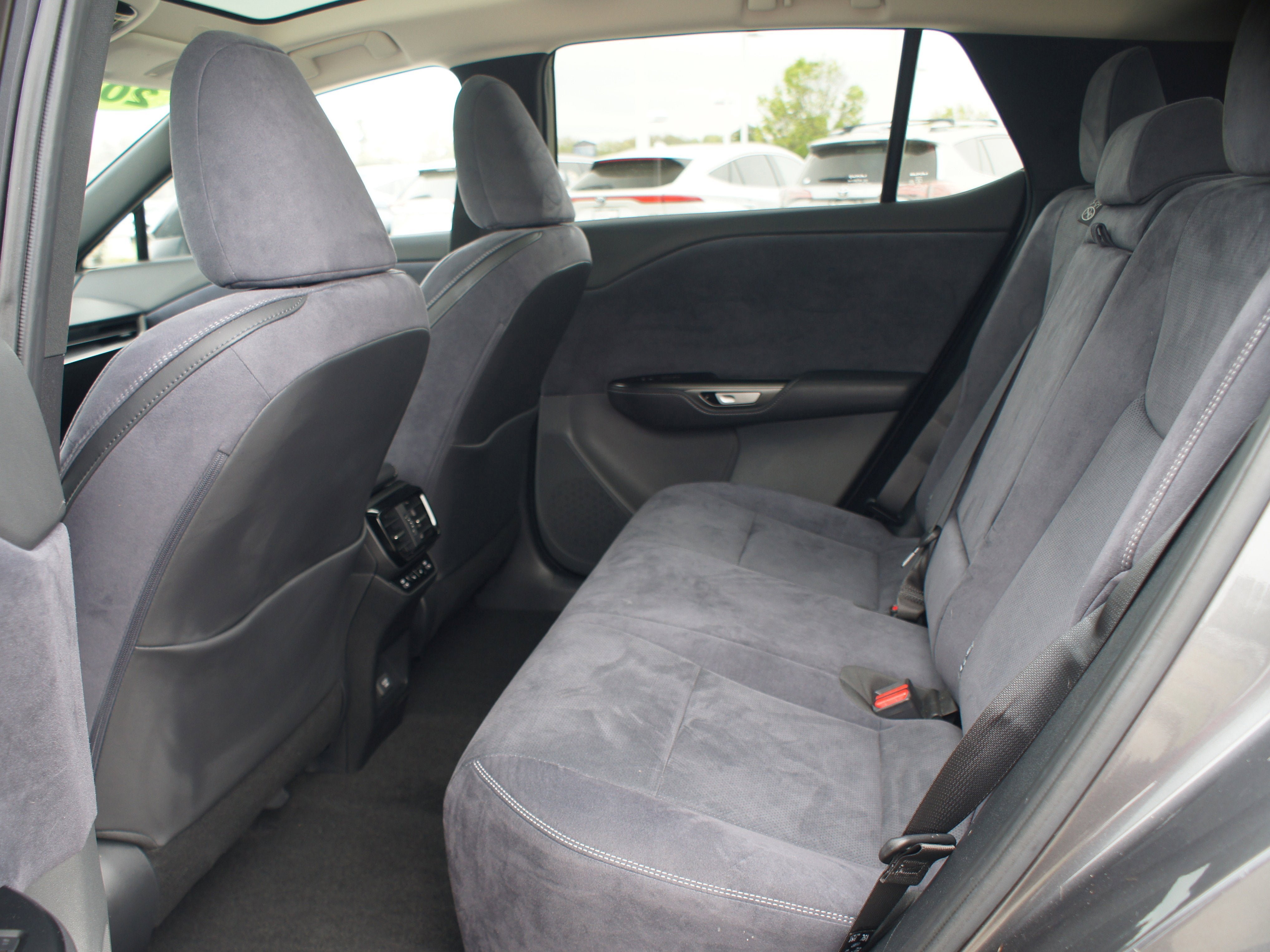 Used 2023 Lexus RZ 450e Premium AWD/4WD image 15