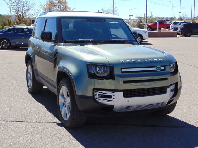 Used 2021 Land Rover Defender 90 First Edition image 9