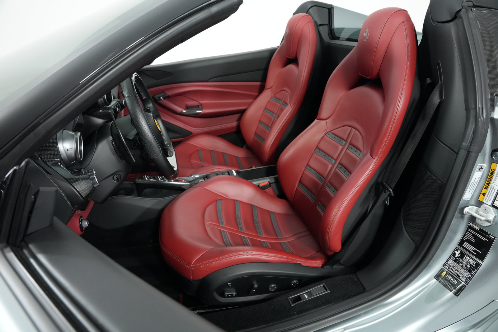 Used 2021 Ferrari F8 Spider RWD image 46