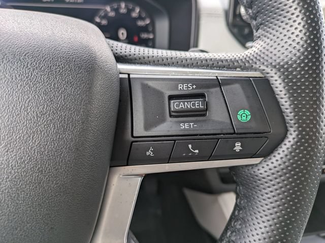 Used 2024 Mitsubishi Outlander SEL AWD/4WD image 24
