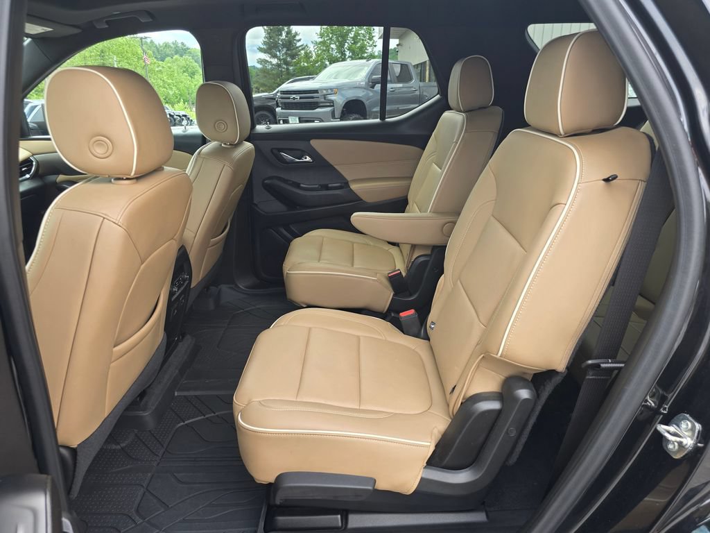 Certified 2023 Chevrolet Traverse Premier AWD/4WD image 12