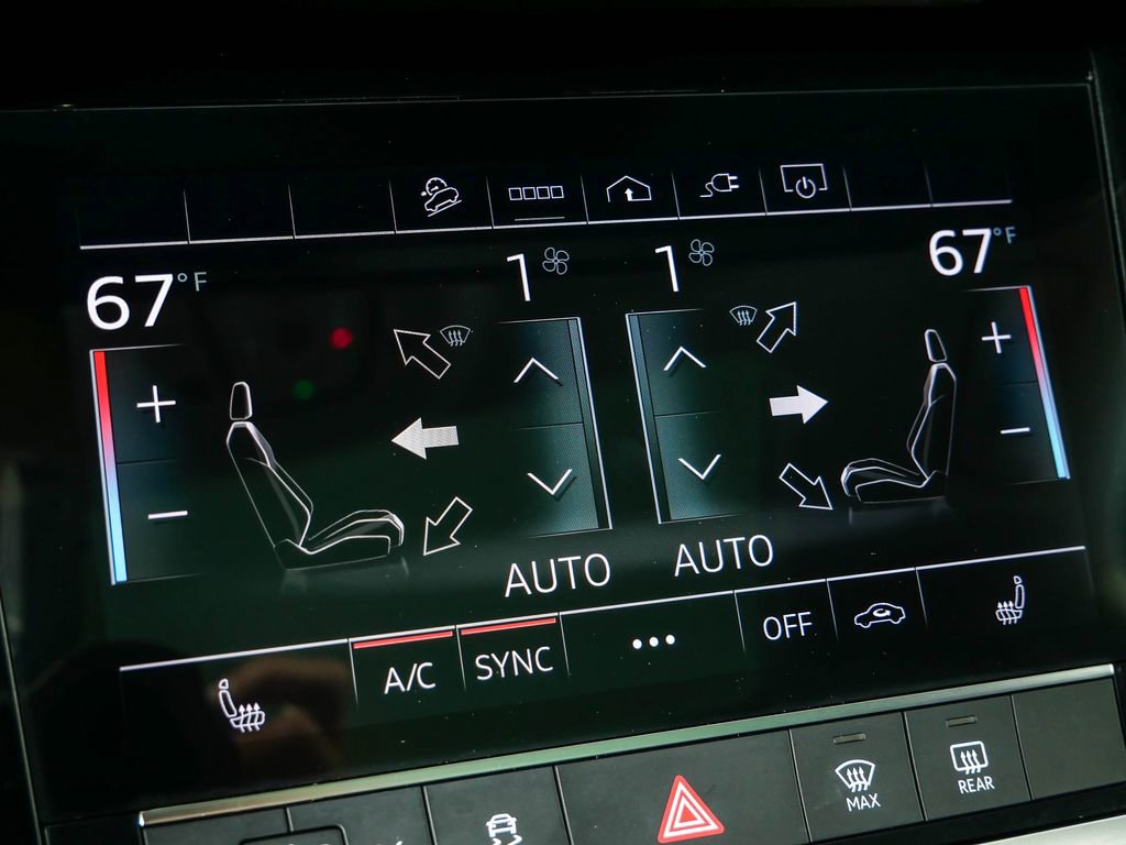 Certified 2022 Audi e-tron Premium AWD/4WD image 15