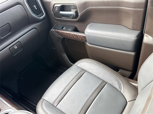 Used 2023 GMC Sierra 3500 Denali w/ Technology Package image 14