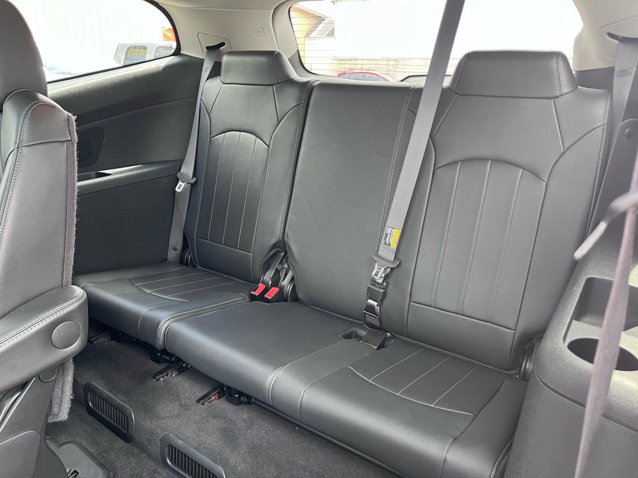 Used 2015 Chevrolet Traverse LTZ w/ LPO, 'HIT The Road' Package AWD/4WD image 15