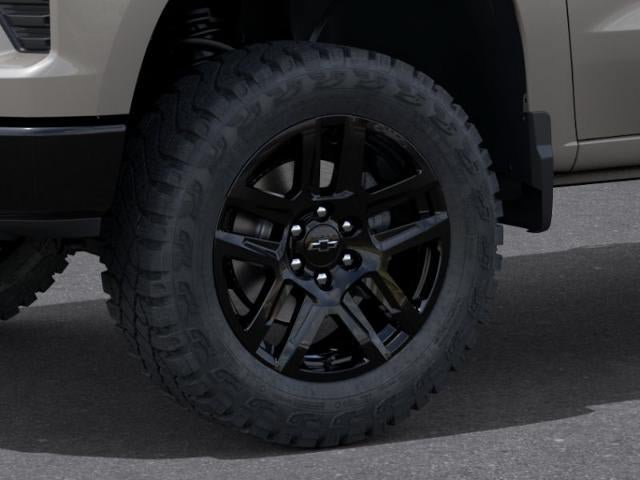 New 2026 Chevrolet Silverado 1500 Custom Trail Boss w/ LPO, Dark Essentials Package AWD/4WD image 9