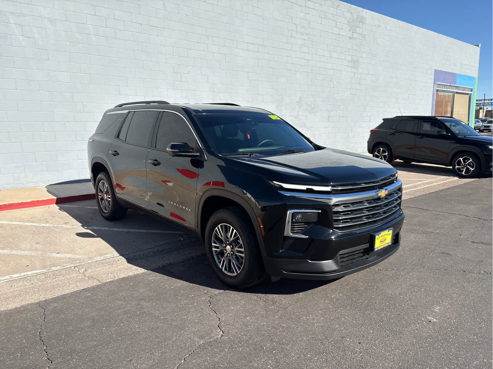 Used 2025 Chevrolet Traverse LT w/ Driver Confidence Package image 8