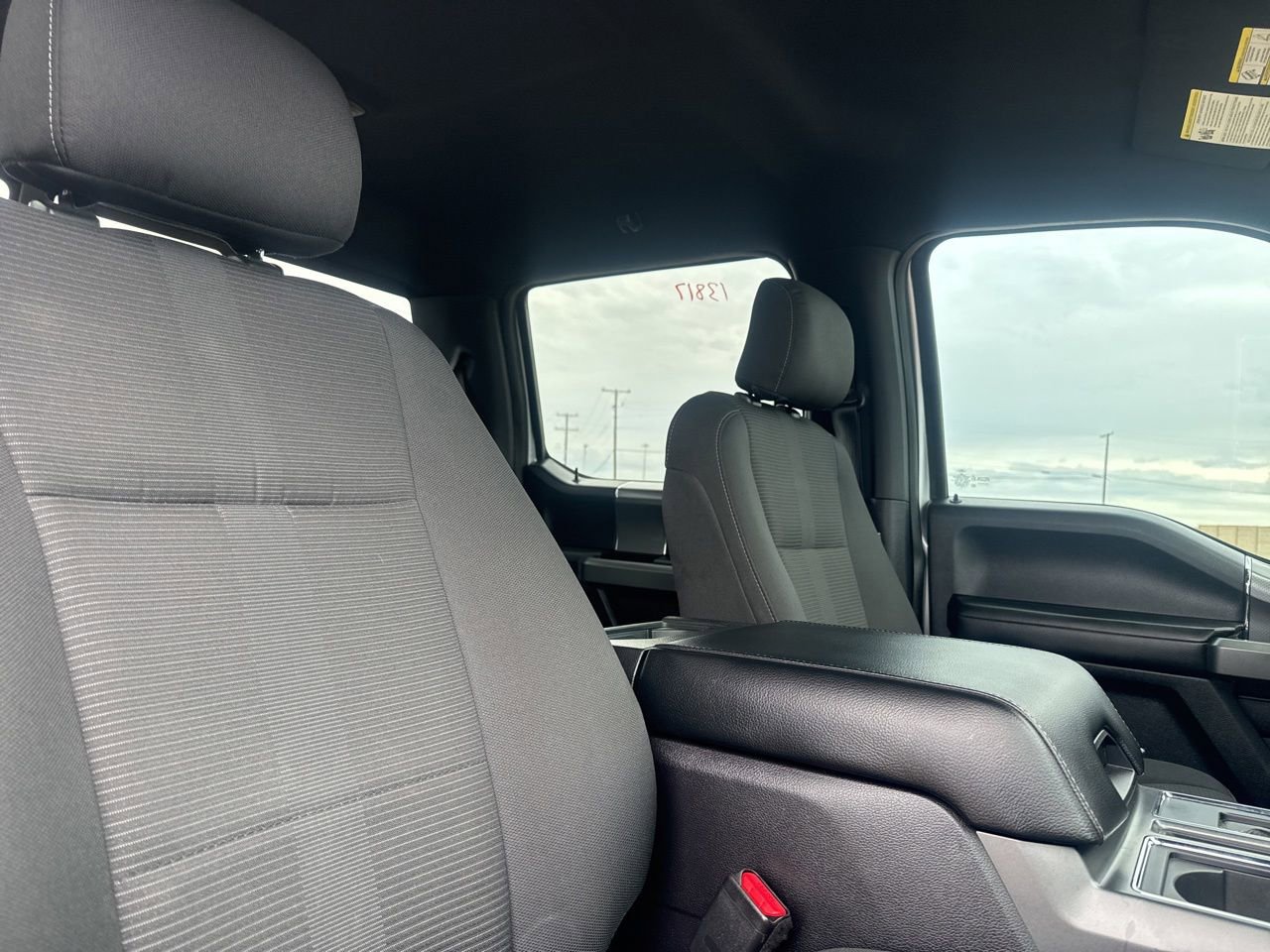 Used 2016 Ford F150 XLT w/ Equipment Group 302A Luxury AWD/4WD image 29