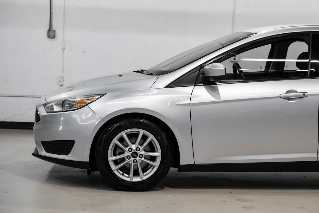 Used 2018 Ford Focus SE FWD image 16