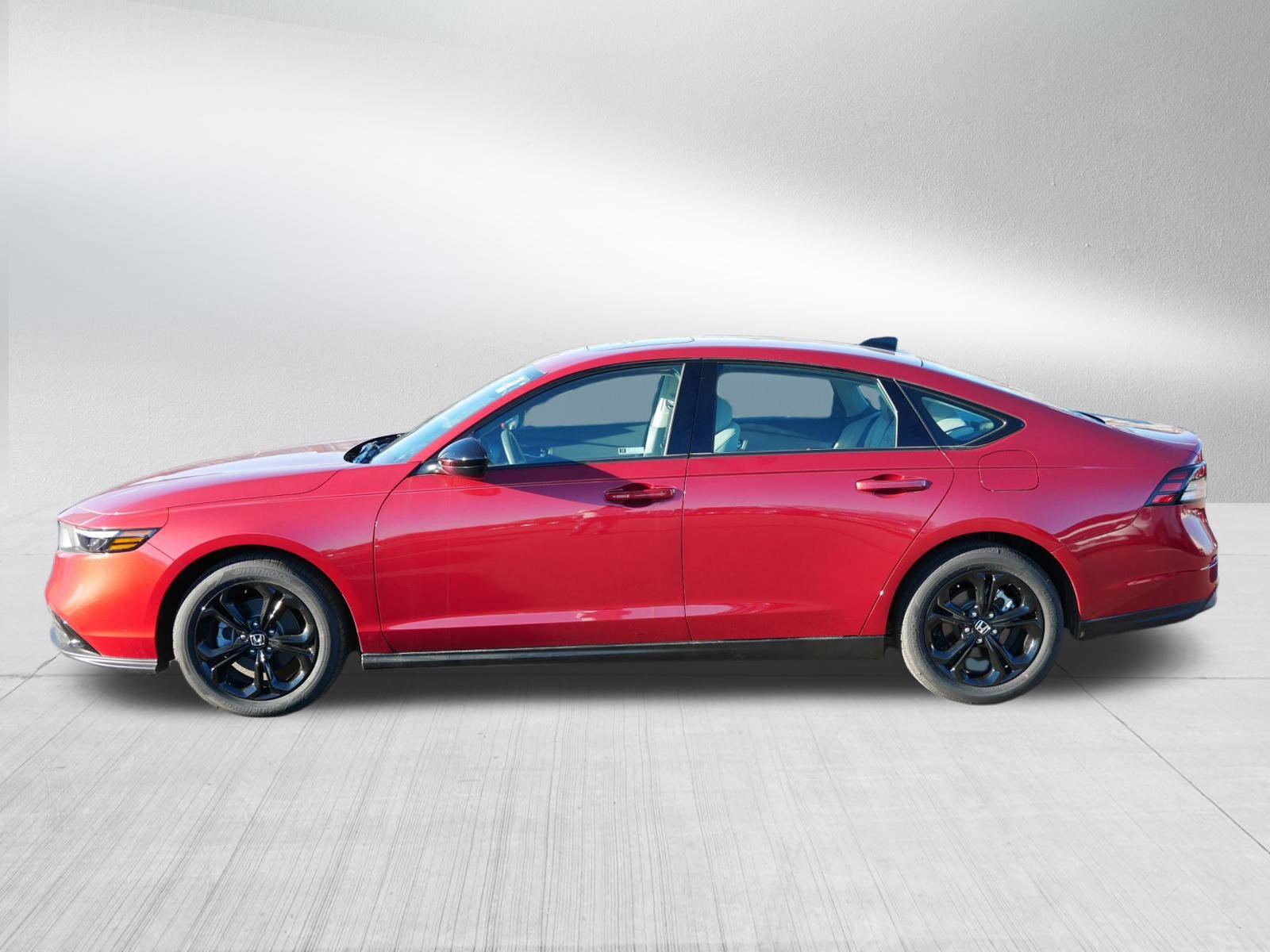 Certified 2025 Honda Accord SE image 4