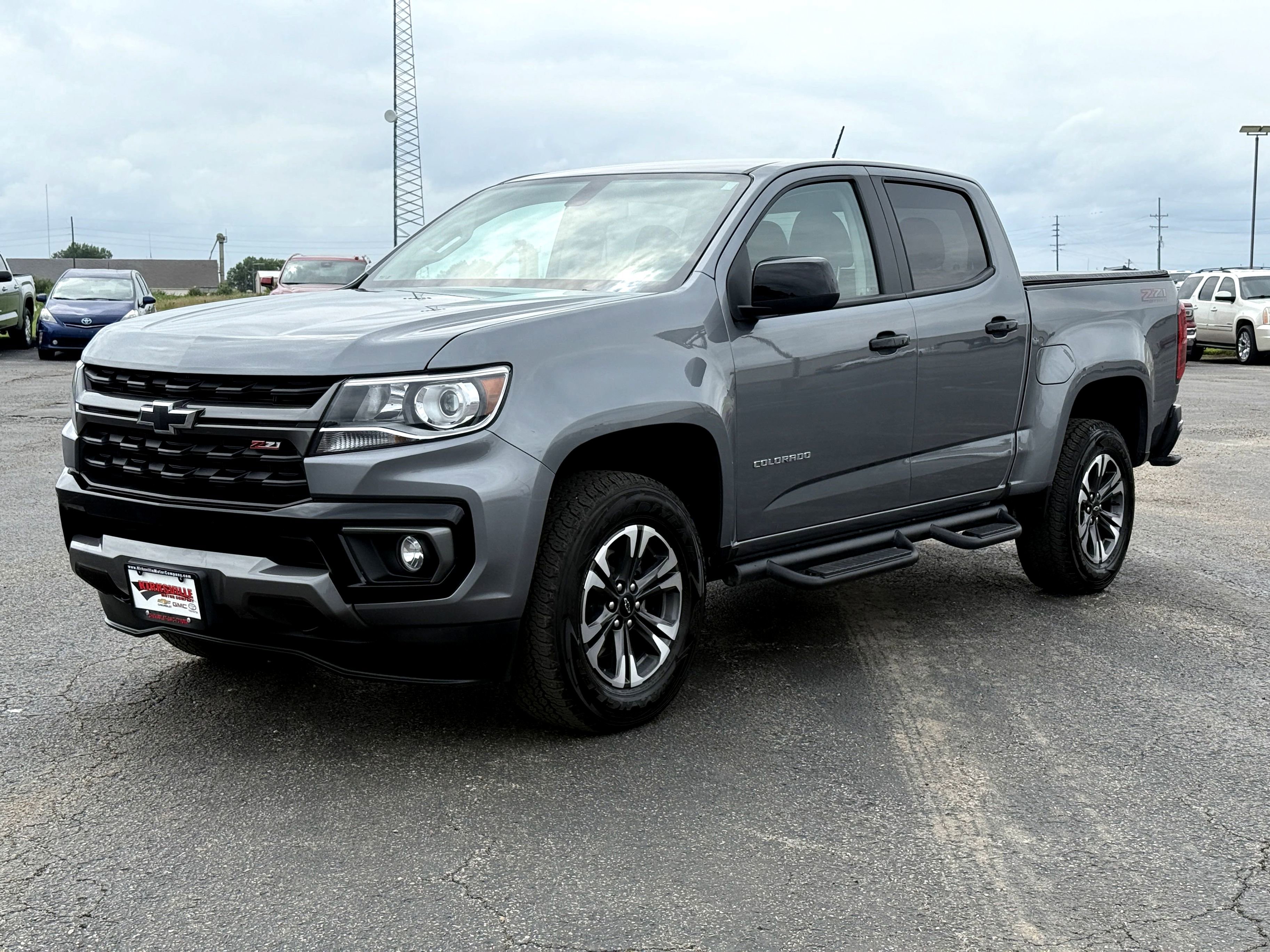 Used 2022 Chevrolet Colorado Z71 w/ LPO, Tonneau and Step Package image 8