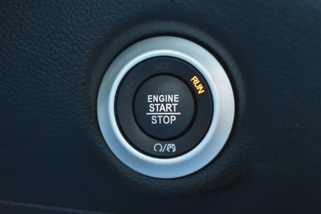 New 2026 Chrysler Pacifica Select image 29