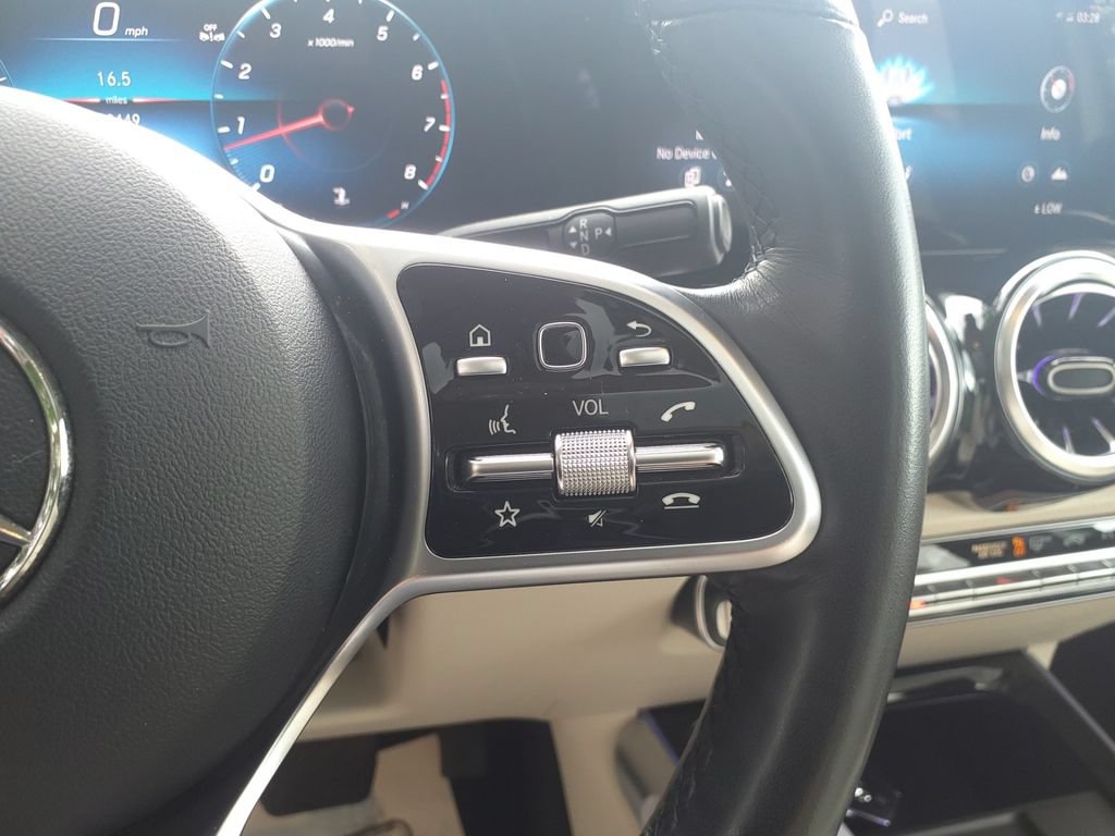 Certified 2023 Mercedes-Benz GLB 250 4MATIC w/ Premium Package image 26