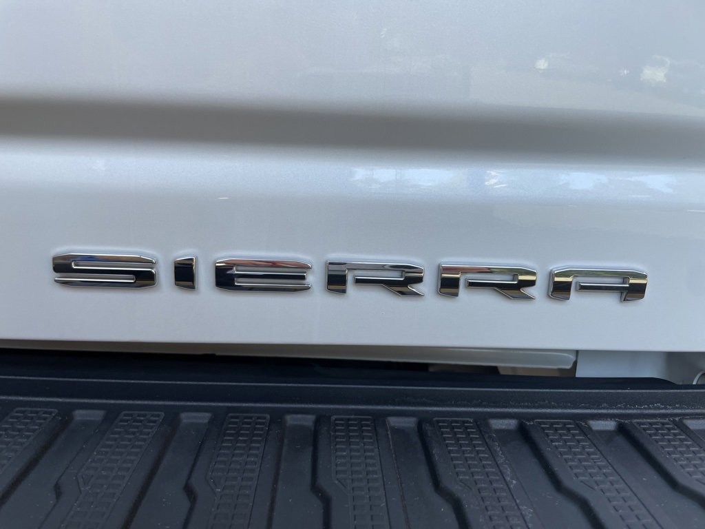 Used 2025 GMC Sierra 2500 Denali w/ Denali Reserve Package image 8
