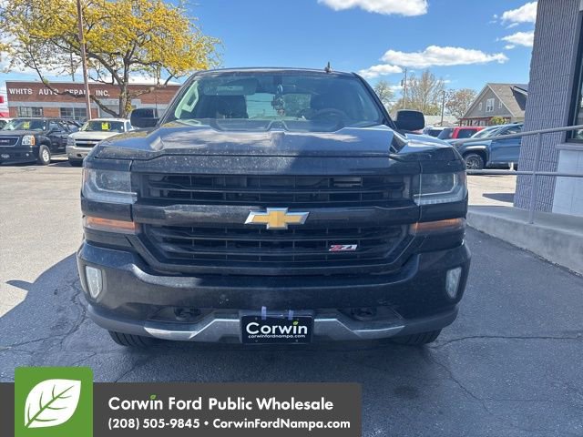 Used 2018 Chevrolet Silverado 1500 LT w/ All Star Edition AWD/4WD image 2