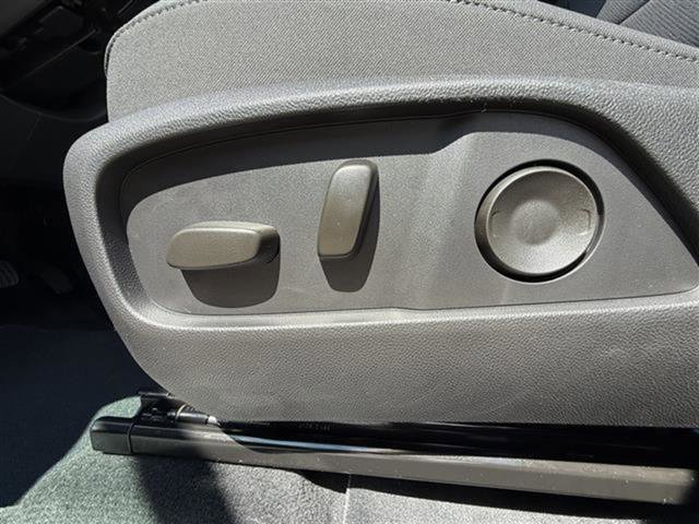 New 2026 Chevrolet Equinox LT w/ Convenience Package II image 15