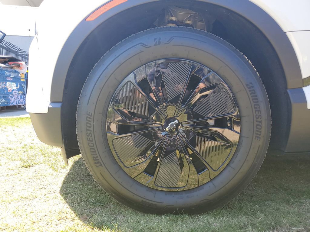 Used 2026 Chevrolet Blazer EV LT w/ Midnight/Sport Edition image 6