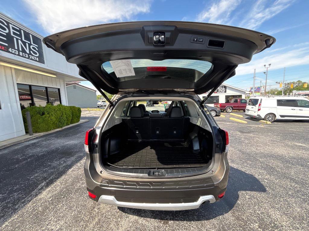 Used 2020 Subaru Forester Touring AWD/4WD image 30