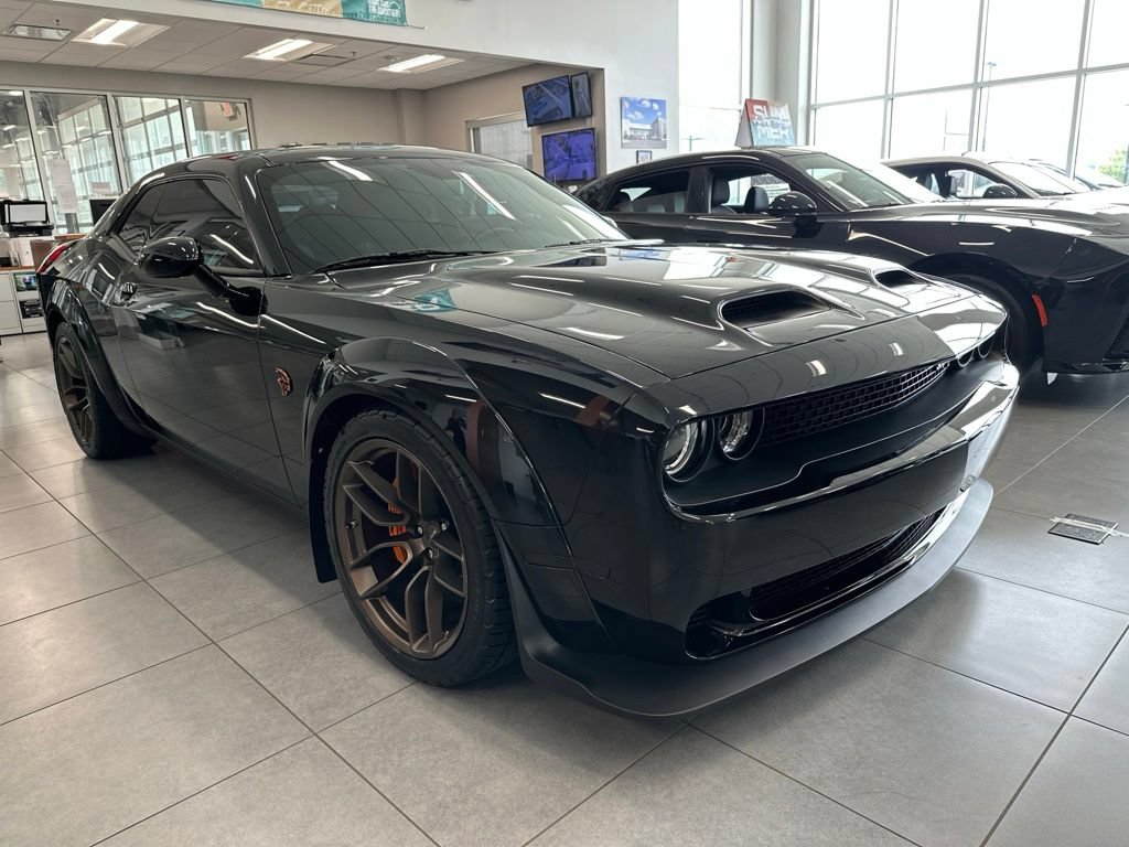Used 2022 Dodge Challenger SRT Hellcat RWD image 4