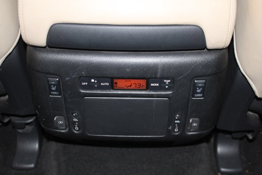 Used 2020 Nissan Armada Platinum w/ Captain's Chairs Package AWD/4WD image 35