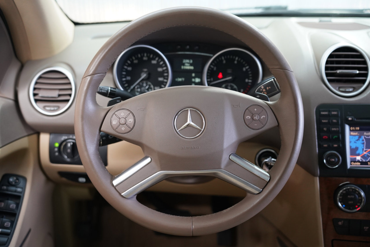 Used 2009 Mercedes-Benz ML 350 4MATIC image 12