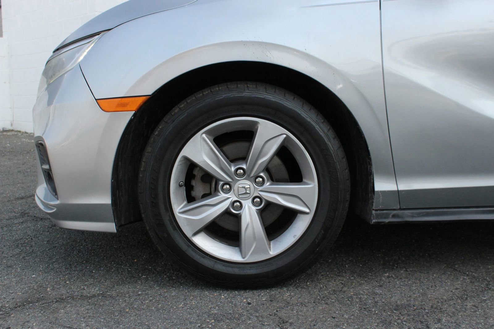 Used 2018 Honda Odyssey EX-L image 4