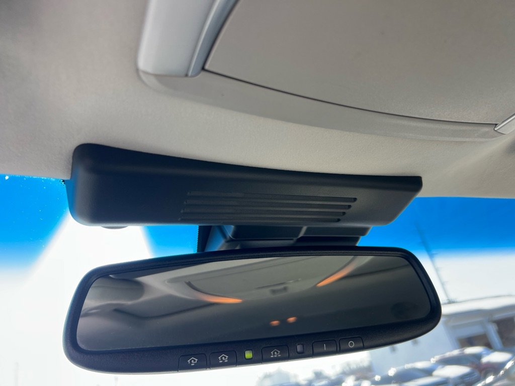 Used 2015 INFINITI Q70 L 3.7 w/ Deluxe Touring Package image 42