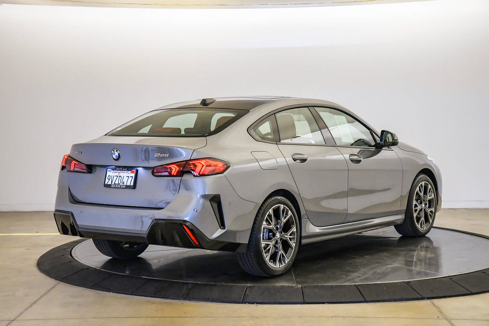 Used 2026 BMW 228i xDrive w/ Technology Package AWD/4WD image 4