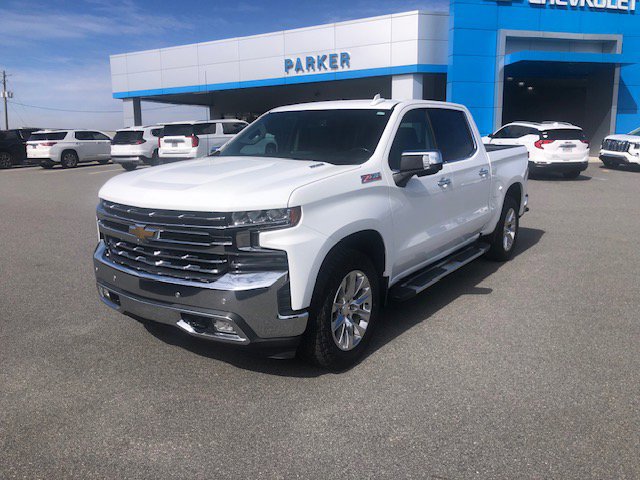 Used 2020 Chevrolet Silverado 1500 LTZ image 2