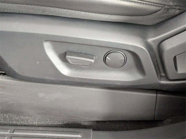 Used 2019 Ford Ranger Lariat w/ Equipment Group 501A Mid image 13