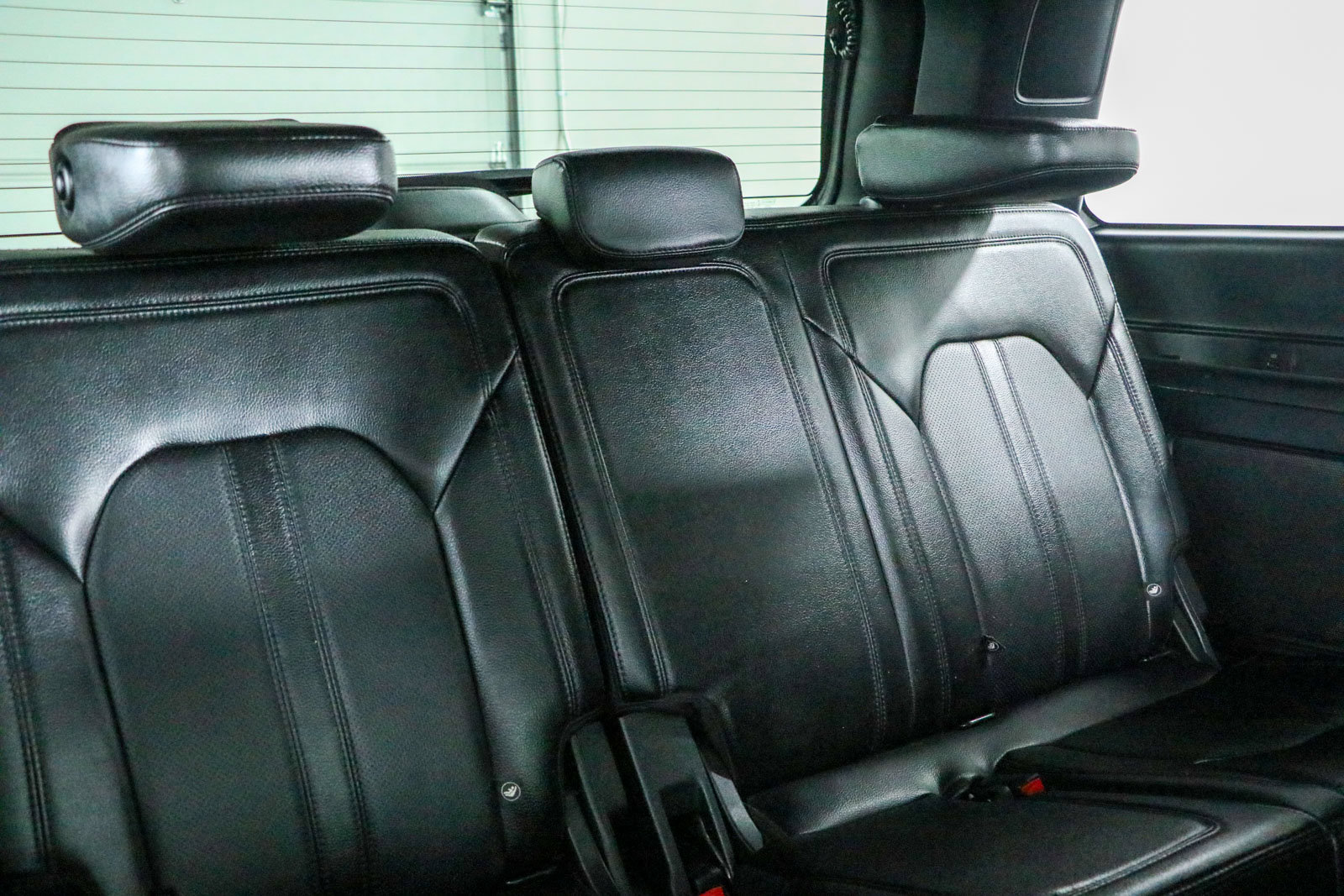 Used 2021 Ford Expedition Limited AWD/4WD image 31