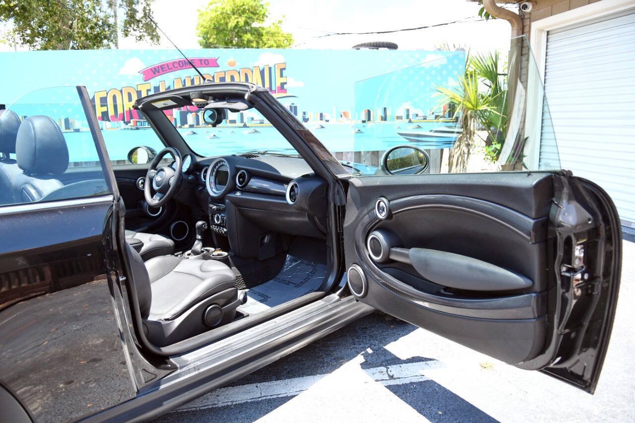 Used 2015 MINI Cooper S FWD image 32