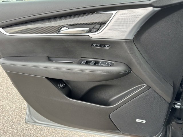 Used 2024 Cadillac XT6 Sport image 25