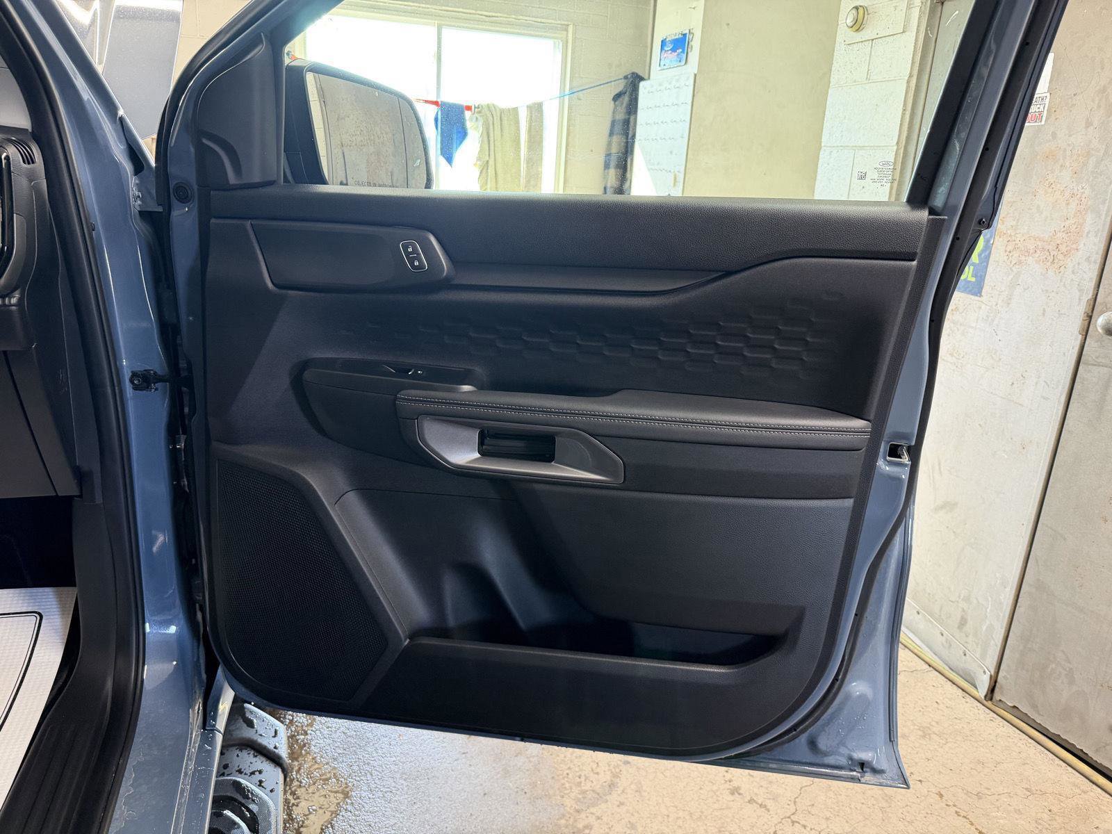 Used 2024 Ford Ranger XLT w/ FX4 Off-Road Package image 25