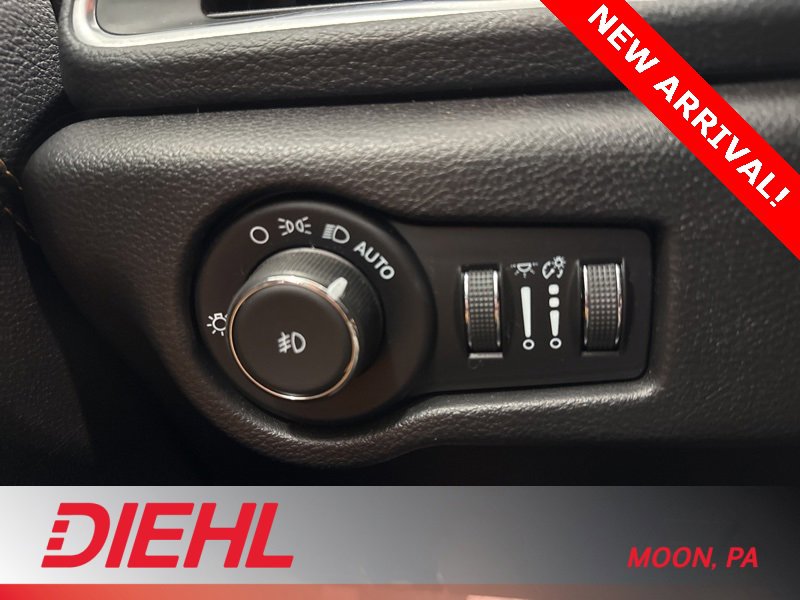 Certified 2021 Chrysler Pacifica Pinnacle image 30